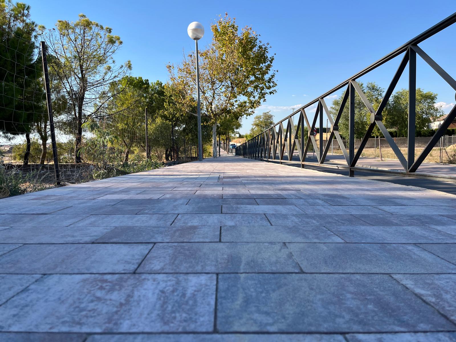 Finaliza la mejora del paseo peatonal entre la ermita de la Soledad y el CEIP San Roque