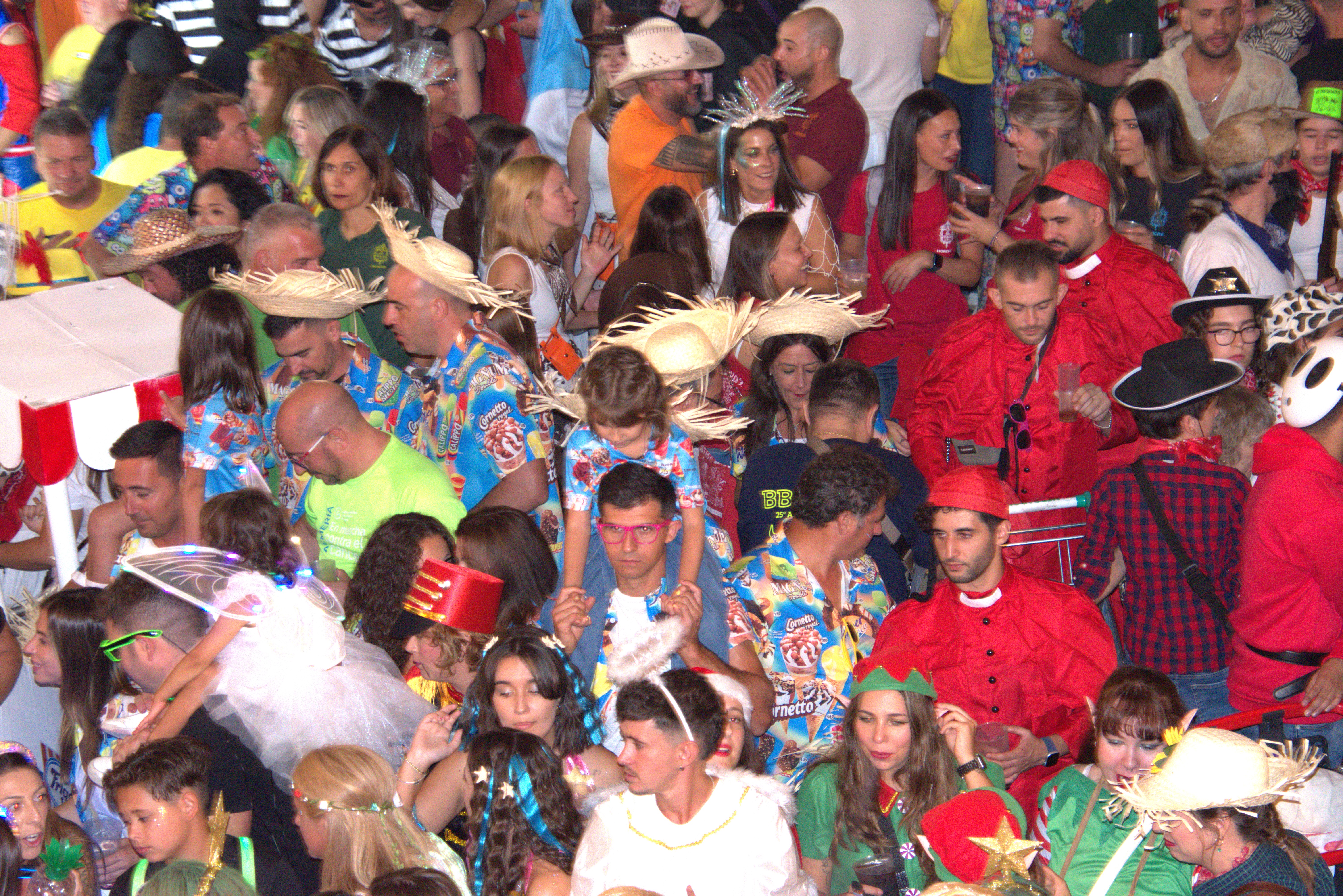 La Peña El Colocón da el pistoletazo de inicio de las Fiestas de Horche