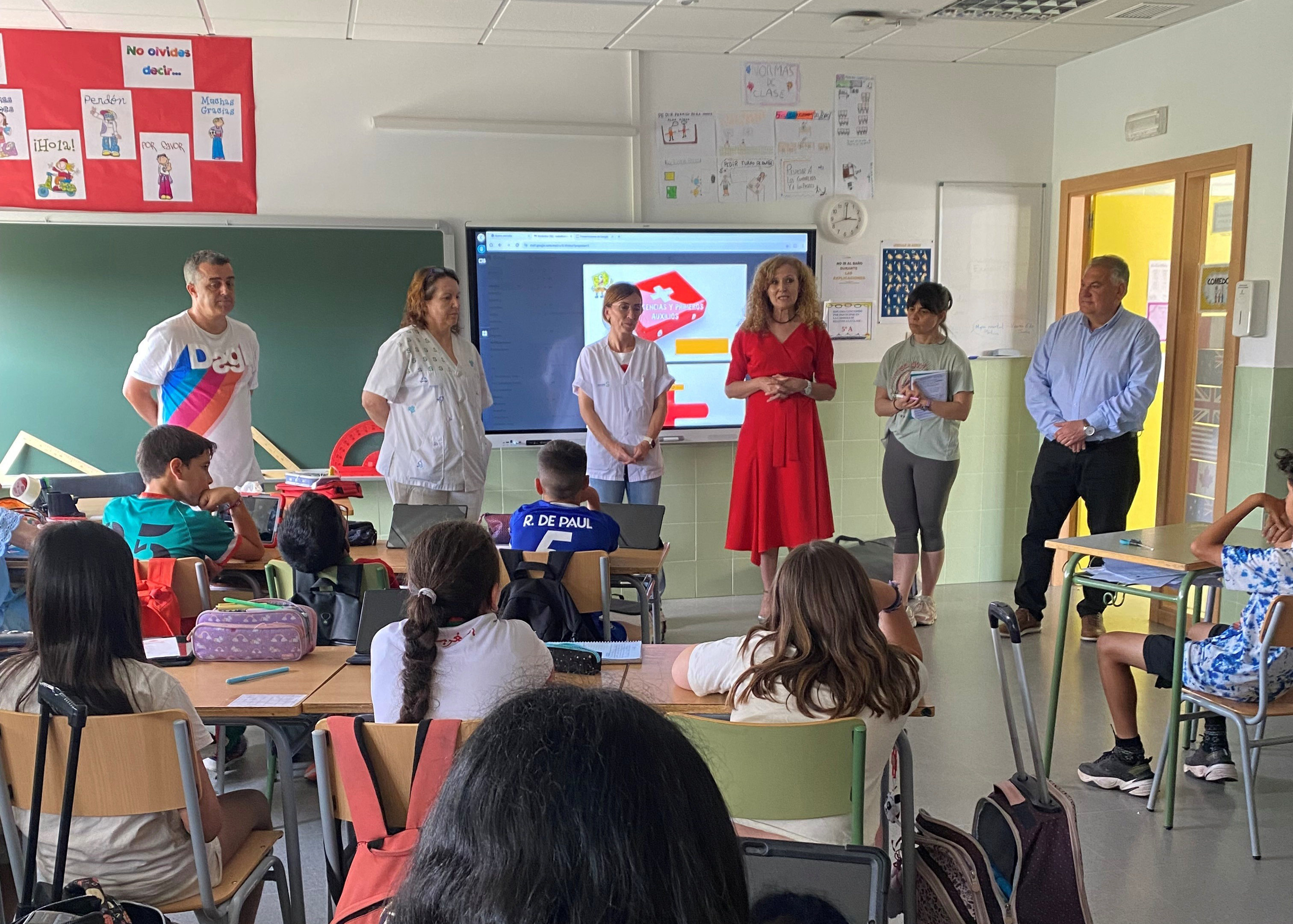 Los escolares del CEIP 'San Roque' aprenden reanimación cardiopulmonar gracias a la Junta de Castilla-La Mancha